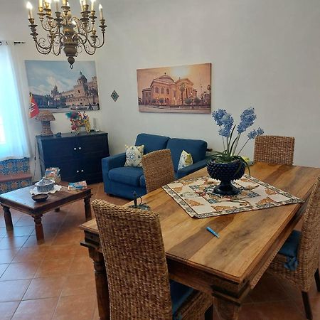 דירות פלרמו Casa Del Parlamento מראה חיצוני תמונה